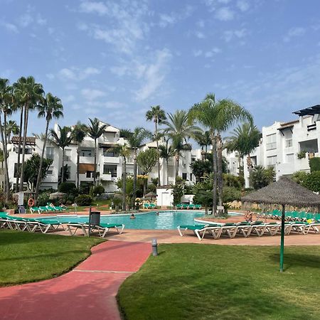 Apartment Costalita, Direct Beach Access, Ground Floor, Salt Water Pool Estepona Exterior photo