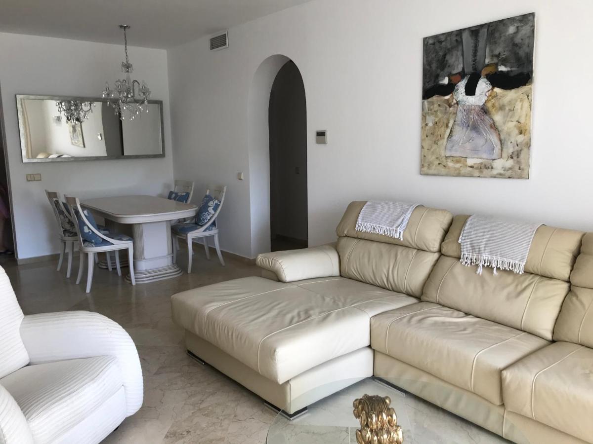 Apartment Costalita, Direct Beach Access, Ground Floor, Salt Water Pool Estepona Exterior photo