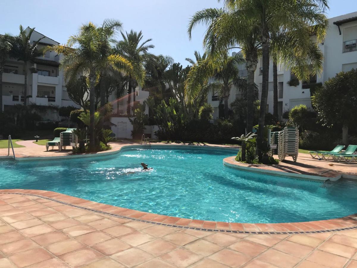 Apartment Costalita, Direct Beach Access, Ground Floor, Salt Water Pool Estepona Exterior photo